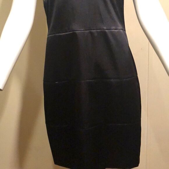 City Triangles  - Picture 3 of 6